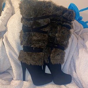 Woman’s 3 inch heeled knee high boots with wrap around faux fur